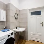 Starowiejska 37 * Gdyně