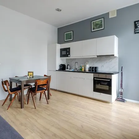 Apartment Starowiejska 37 *