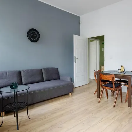 Apartment Starowiejska 37 *