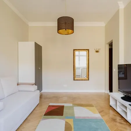 Apartment Starowiejska 37 *