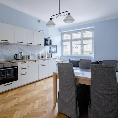 Apartment Starowiejska 37 *