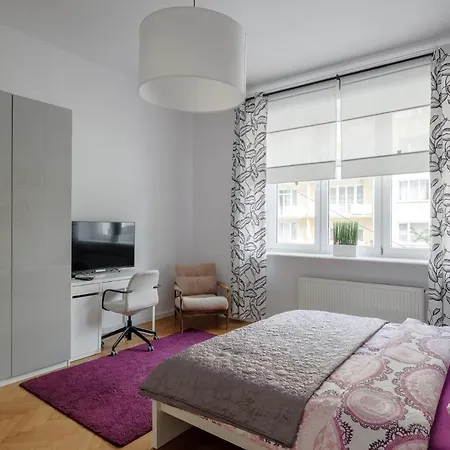 Starowiejska 37 * Gdynia