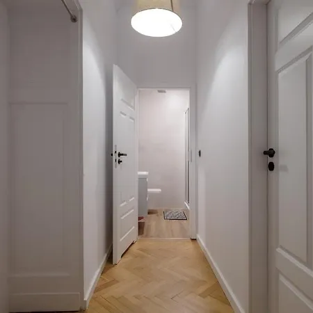 Starowiejska 37 גדינייה