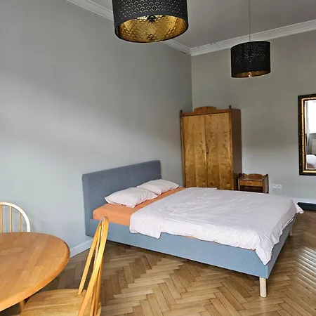 Starowiejska 37 Apartment *